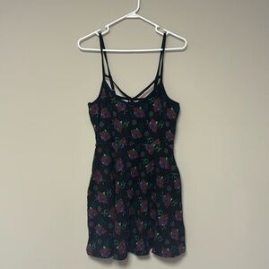 Hot Topic Roses & Pentagrams Dress Size M